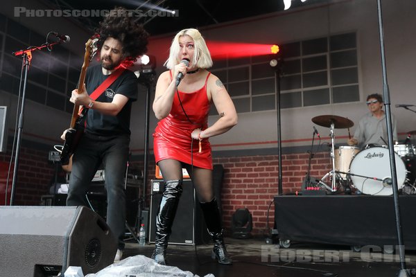 BE YOUR OWN PET - 2023-08-27 - SAINT CLOUD - Domaine National - Scene Firestone - Jemina Pearl Abegg - John Eatherly - Nathan Vasquez